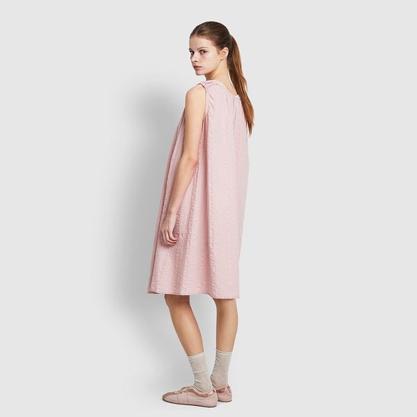 여 소프트 시어서커 민소매 파자마 원피스 J206203069064