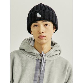 YP PAISLEY PATCH KNIT BEANIE BLACK