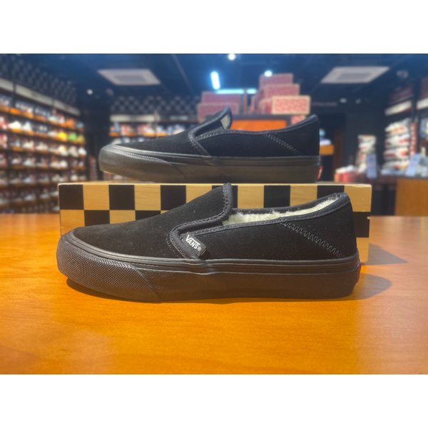 [여주점] (남여공용) 스니커즈 슬립온  vr3 셰르파 (블랙) (VN0A4BX8BLA)