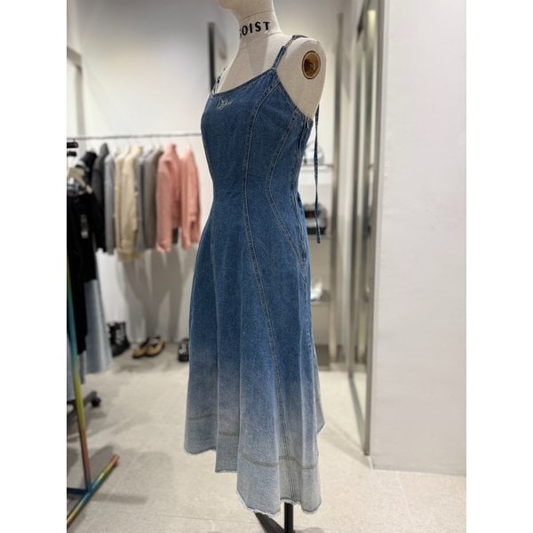 [여주점] 밑단 언발 포인트 슬림 절개 원피스 ER2DO460