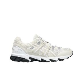 x 에미 젤 소노마 15-50 화이트 스모크 그레이 Asics x Emmi Gel-Sonoma 15-50 White Smo