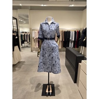 지고트 [파주점] 플로럴 슬릿 칼라 플레어 원피스 JS4B0OP291