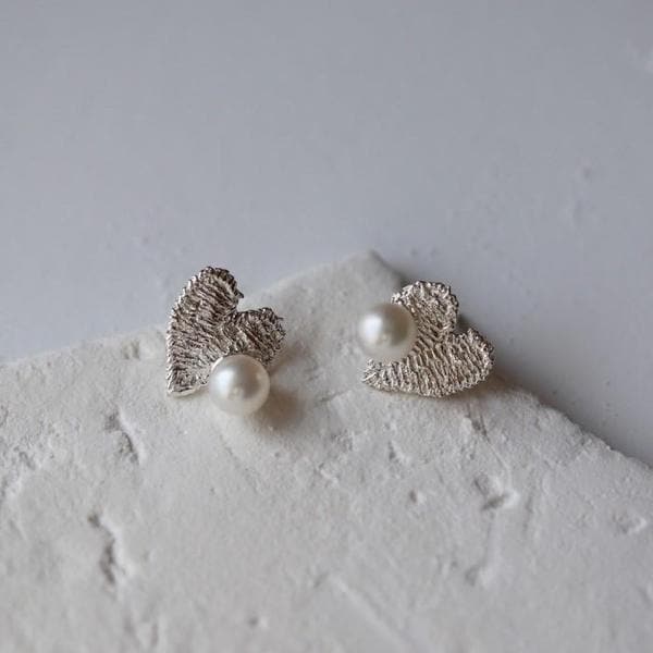 [엘리오나 컬렉션] Heart Lace Earrings (실버)(1)