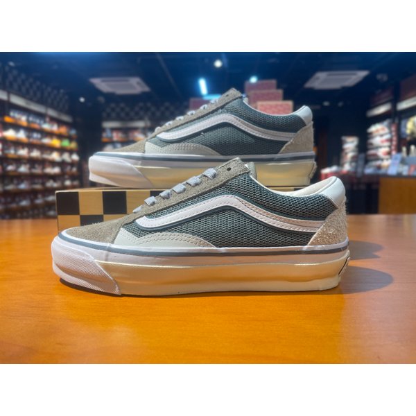 [여주점] (남여공용) 스니커즈 프리미엄 Lx 올드스쿨 36 SP (그린) (VN000MY4BGK)