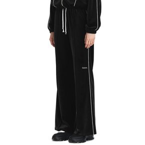 Lorant Velvet Pants (Black)