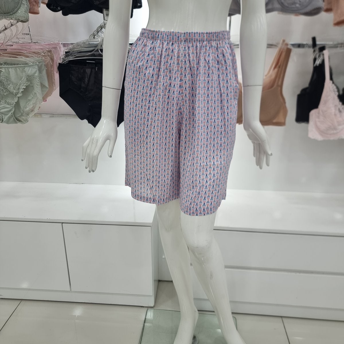 확대된 대표 1