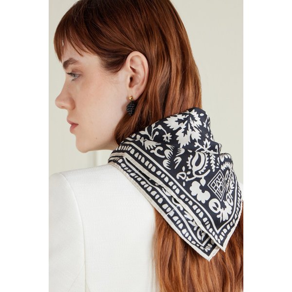 행키 프린트 실크 보일 스카프 46376663162980277