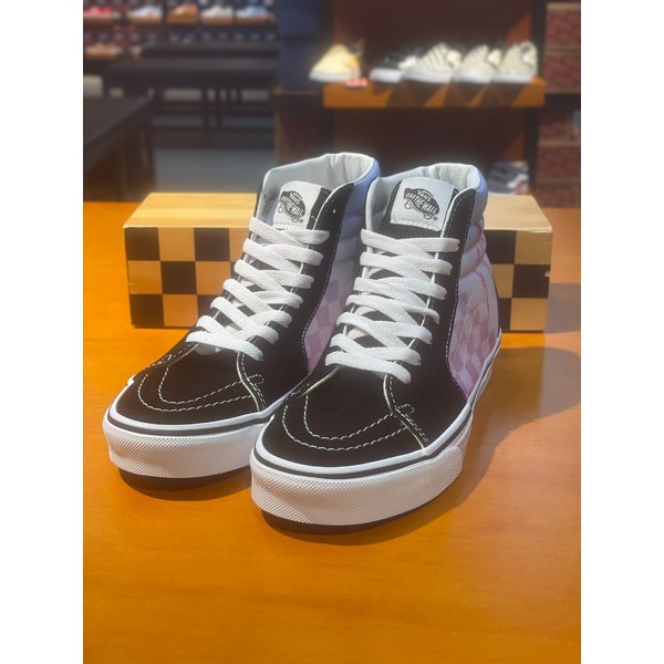 [여주점] (남여공용) 스니커즈 케이팝 데몬 헌터스 스케이트 하이 (블랙) (VN000V68B5P)