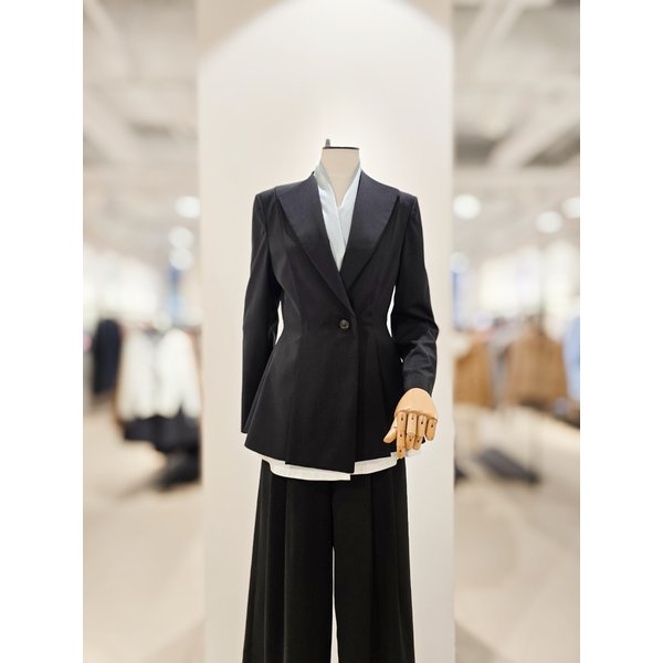 [파주점] [더아이잗컬렉션]포멀 엣지 테일러드 싱글 자켓 CR4A0JK111