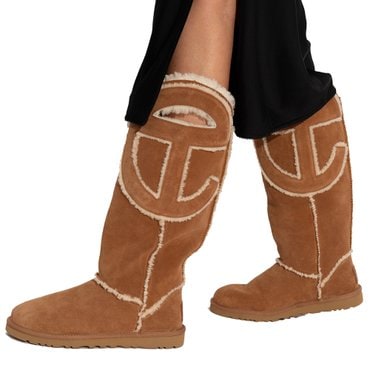 UGG 어그 TELFAR Logo Tall Boot 여성 부츠 1155870 CHESTNUT