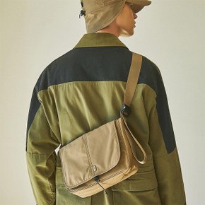 뉴발란스크로스백 EQS NBGCCAF511-35 PADDED CROSSBAG