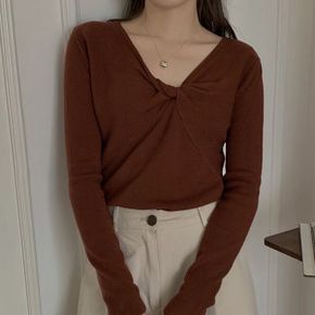 넬리아 트위스트 브이넥 니트_P385079562