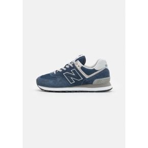 2893689 New Balance 뉴발란스 574 남여공용 - 트레이너 블랙 아이리스