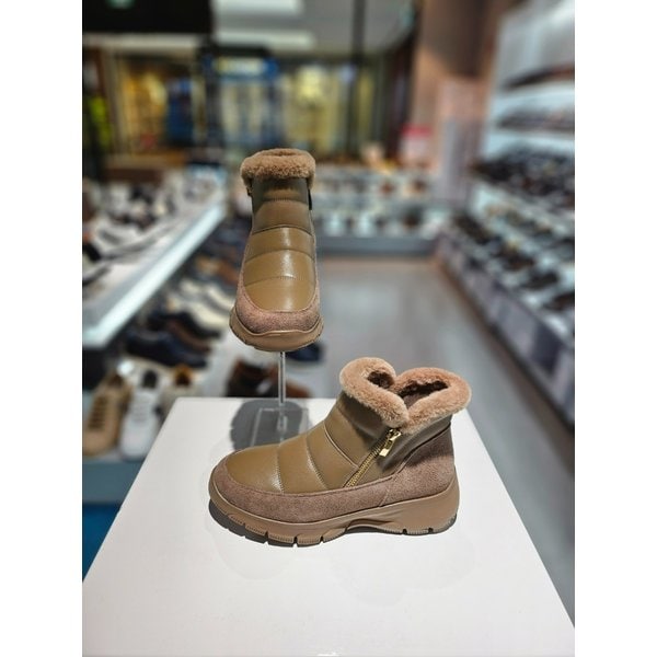 [파주점] 미셸 by 탠디 여성 앵클부츠 4cm 퍼부츠 x24510g