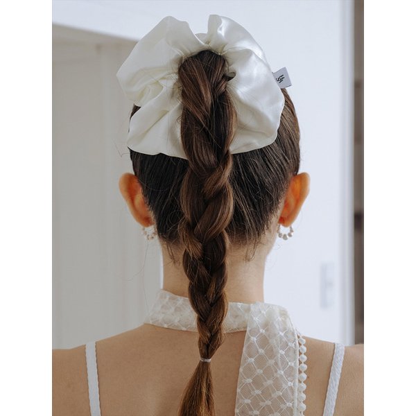 HMS003 Satin Smooth Scrunchie