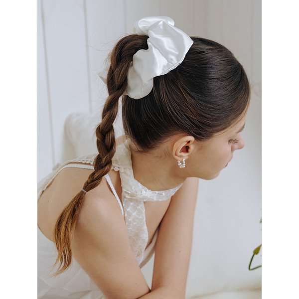 HMS003 Satin Smooth Scrunchie