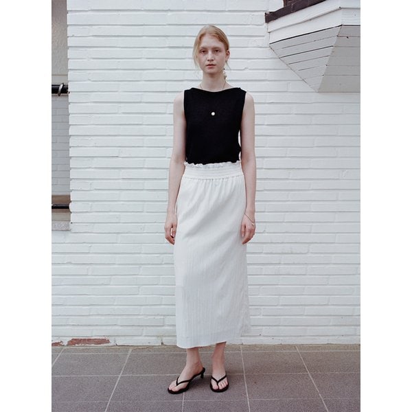 Ruffle Banding H-line Skirt (Ivory)