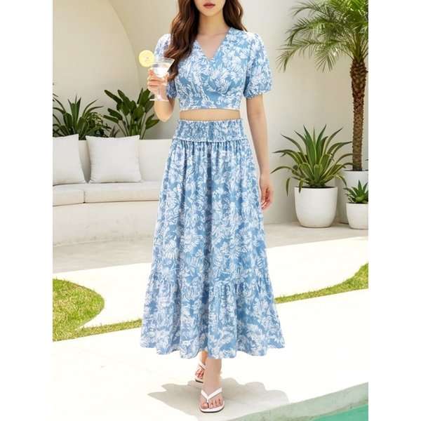 [SET] 에어리 플로럴 크롭 블라우스 & 티어드 롱 스커트 셋업 / HJ203