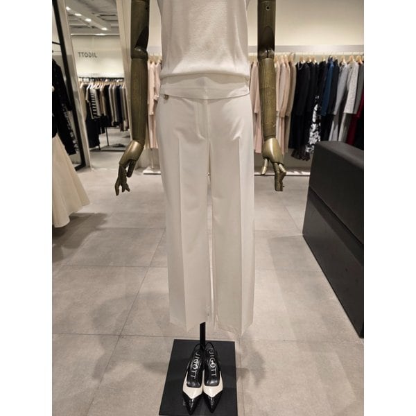 [파주점] 슬릿 포인트 슬림핏 크롭 팬츠 JS4B0SL903