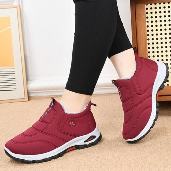 [옷자락] 남자 여자 패딩 슬립온 데일리 따뜻한 스니커즈