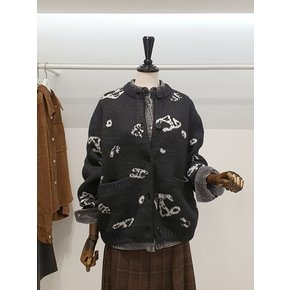 [파주점] 쥬크 주크 레터링 자카드 니트 가디건 V254KSL938