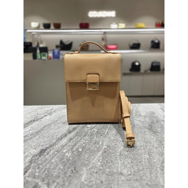 [부산점] 파사드(Facade) 크로스백 17_RCBRX24142BEX