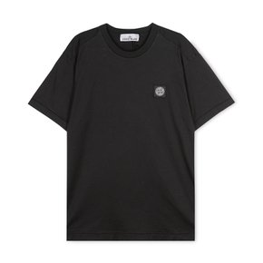 남성 체스트 로고 블랙 티셔츠 101524113 A0029