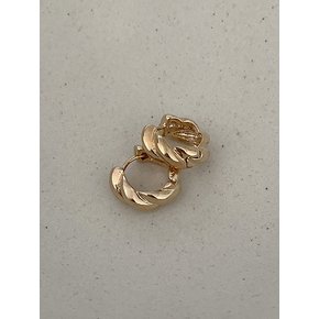 Twisted Bold Earring_ER601