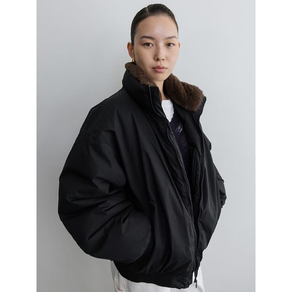 Unisex P2 Puffer Jacket  Black (TA6139A085)