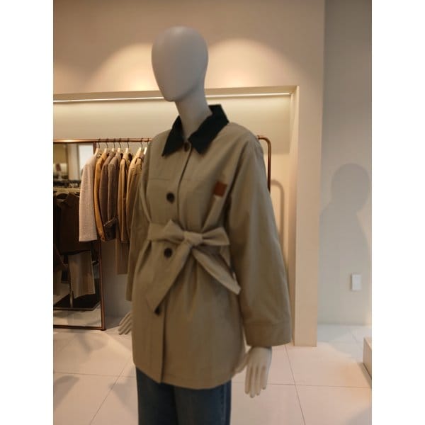 [여주점] 씨씨콜렉트 카라배색벨티드하프점퍼 E261msj101