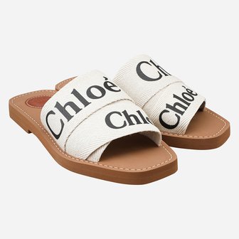 끌로에 [시흥점] 6S CHC22U188Z3 101 우디 플랫 뮬 화이트