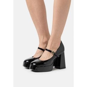 4599615 Tamaris Platform heels - black