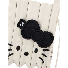 Lucky Hello Kitty Ribbon Embroidery Wappen Black