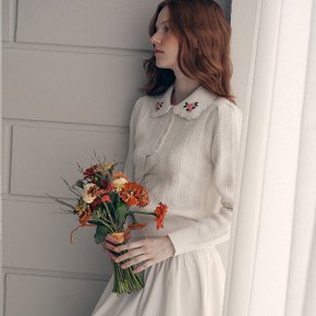 COLLAR FLOWER EMBROIDERY KNIT WHITE