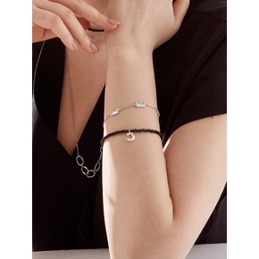 Initials Black Crystal Bracelet (알파벳 선택)