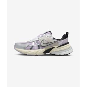 매장정품 나이키 NIKE V2K 런 W - 돌 블랙 배얼리 그레이프 메탈릭 실버 HF1876-500 1513965