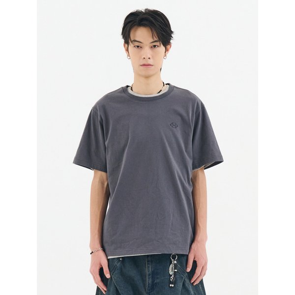 SEMI OVERFIT SYMBOL COMFY T-SHIRT (CHARCOAL)