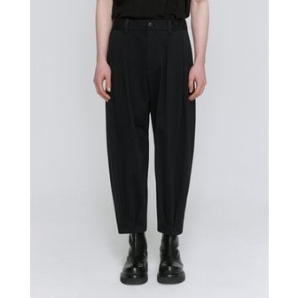 송지오 [파주점] 옴므 박스 플리츠 코쿤 팬츠 SG2PT214BK