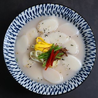 이푸른 국내산 떡국떡 600g x 2봉+사골농축액 4봉