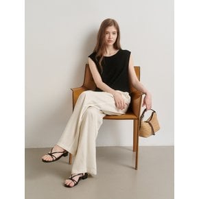 SCOOP-NECK SLEEVELESS (moat black)