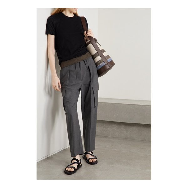 브루넬로쿠치넬리 플리츠 울 혼방 테이퍼드 팬츠 차콜 1647597313984384