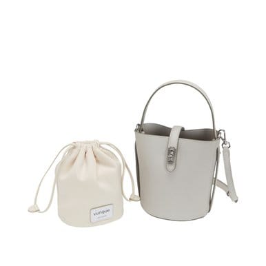 Perfec Drawstring Pouch S (퍼펙 드로우 스트링 파우치 스몰) Ivory_VQB4-1PU110-1IVXX