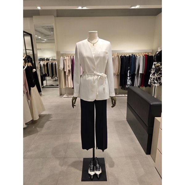 [파주점] 세트 브이넥 자켓 + 니트 이너 + 슬림핏 크롭 팬츠 JS4B0JK351,JS4B1PO501,JS4B0SL903