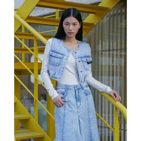 [시흥점] 여성 밑단 벨트고리 장식 포인트 크롭 데님 베스트  (ES1DV761)