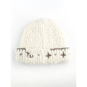 Flower Hand Stitched Beanie_IVORY