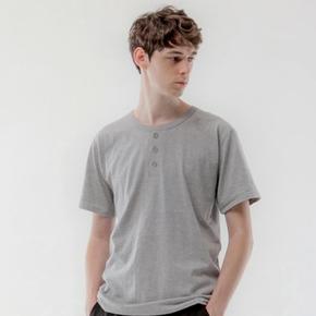 레이든 BASIC HENLEY TEE-GRY