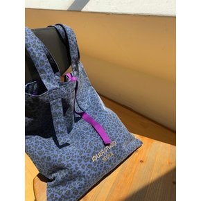 Leopard navy bag