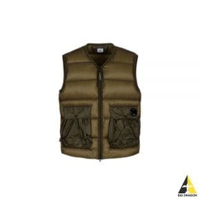 CP컴퍼니 D.D. Shell Down Vest (15CMOW203A 006099A 653) (DD 쉘 다운 베스트)