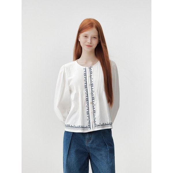 핀턱 에스닉 자수 블라우스 (TLBAI2411)