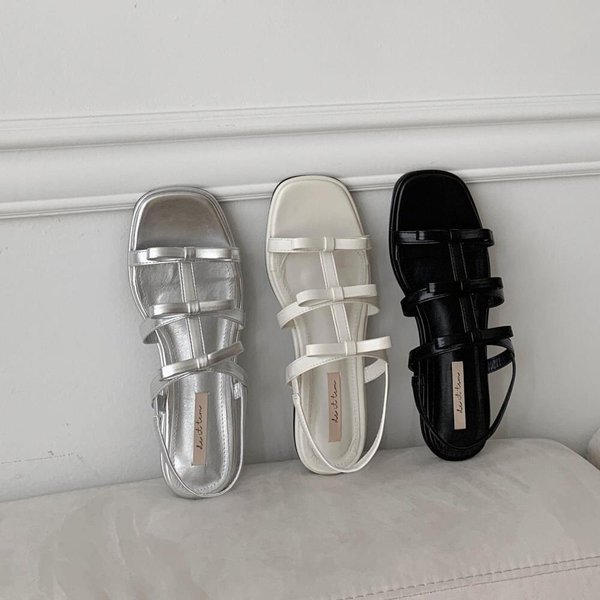 [옷자락] 여자 발레코어룩 플랫 리본 스트랩 슬링백 가죽 샌들